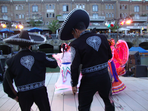 Mexicaanse dansjurken